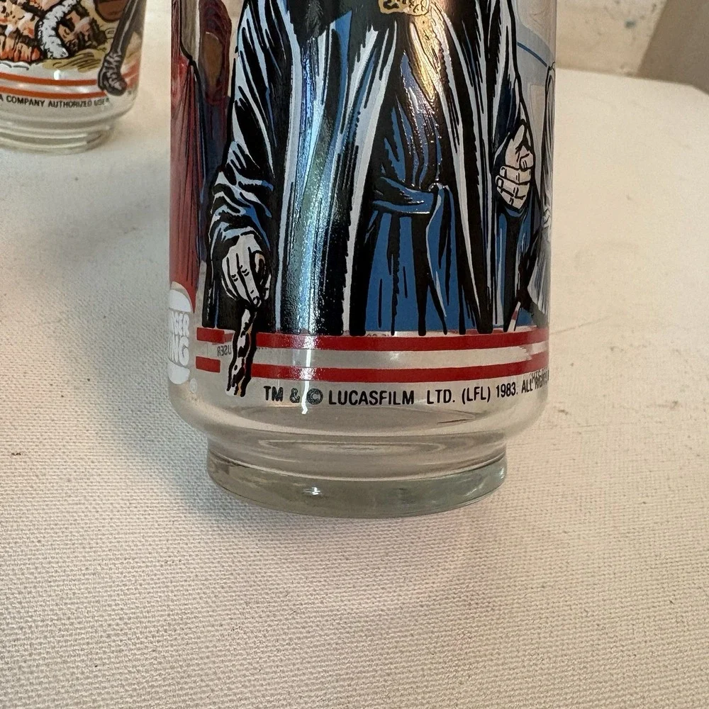 TWO Vintage 1983 Star Wars Glasses Coca Cola Burger King THRONE ROOM TATOOINE